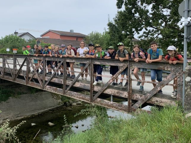 Schulreise zur Bienen-Werte
